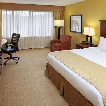 Doubletree By Hilton Fayetteville Luaran gambar