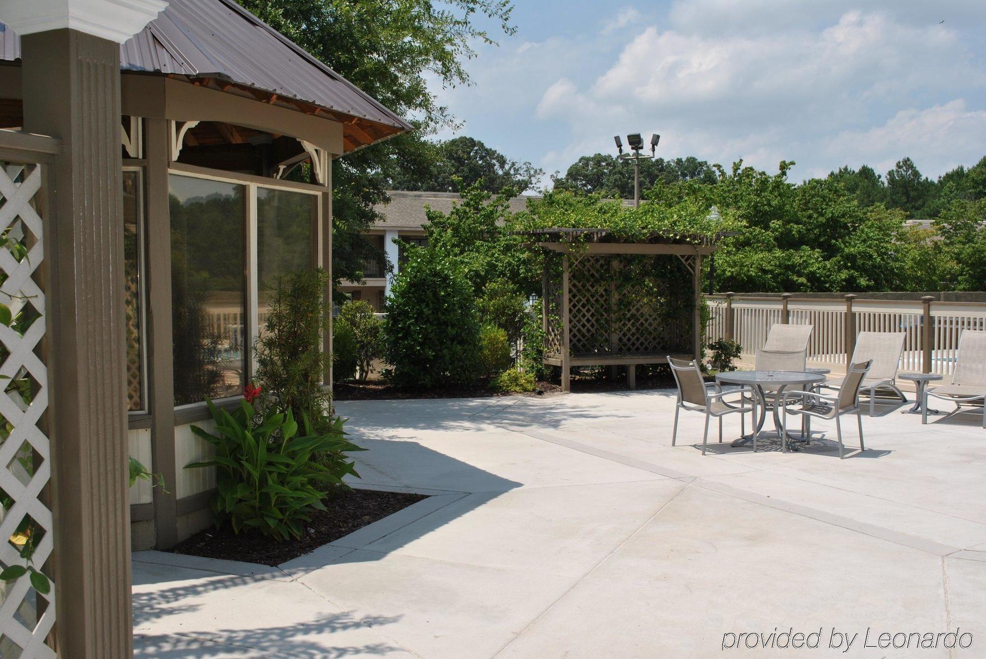 Doubletree By Hilton Fayetteville Luaran gambar