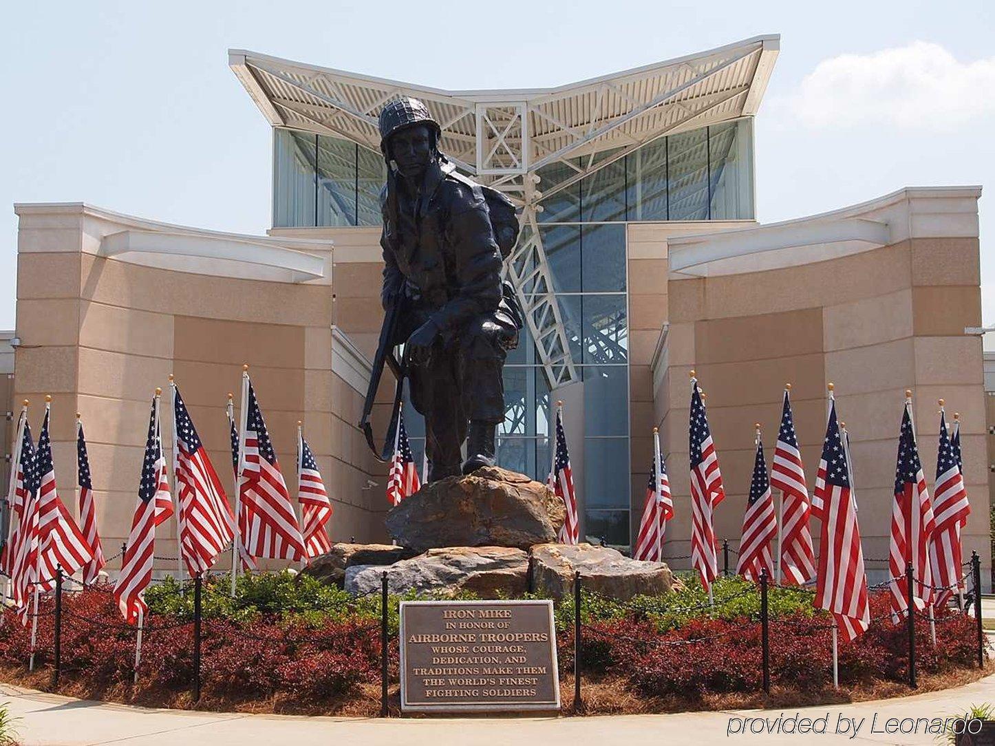 Doubletree By Hilton Fayetteville Luaran gambar