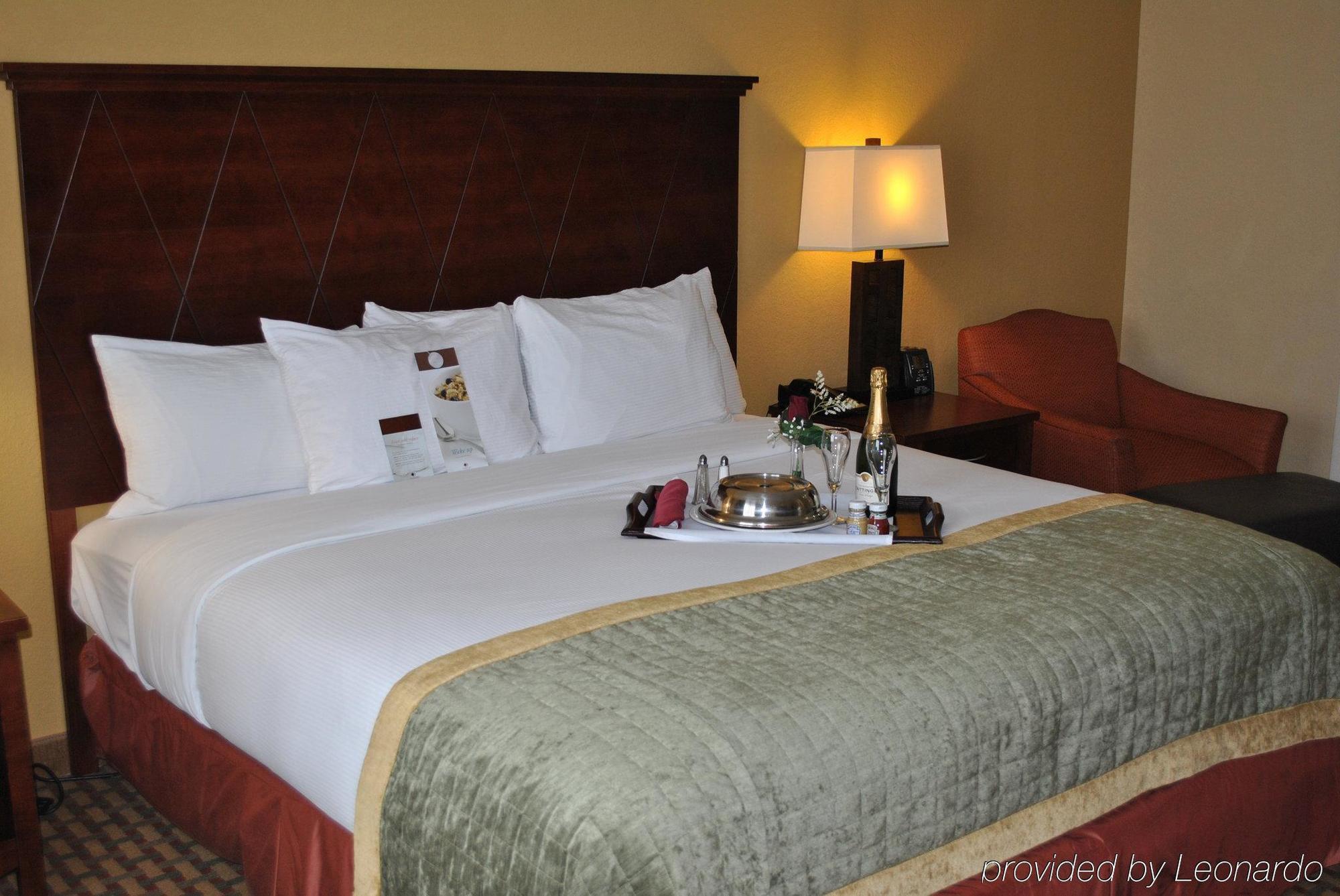 Doubletree By Hilton Fayetteville Luaran gambar