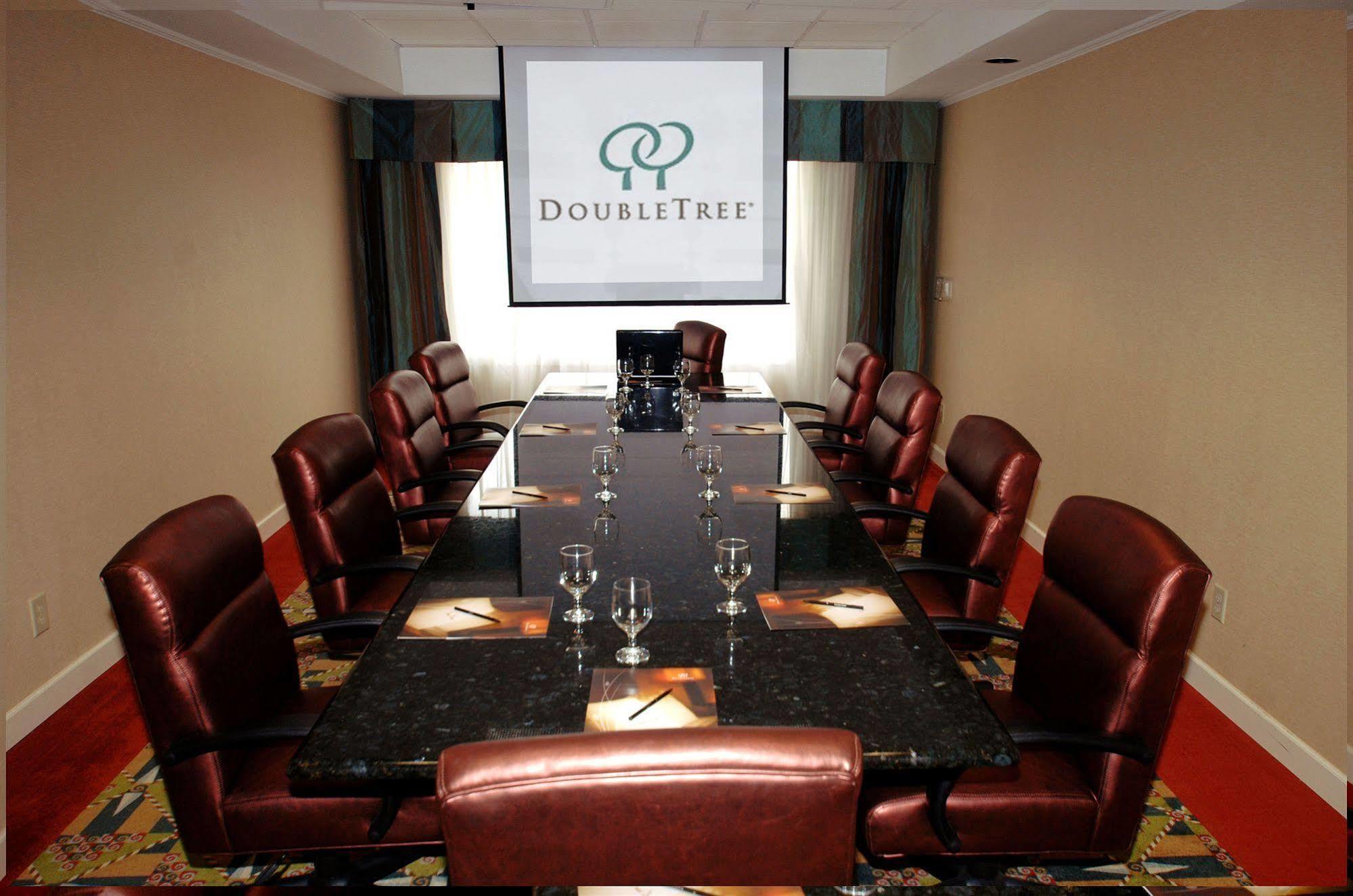 Doubletree By Hilton Fayetteville Luaran gambar